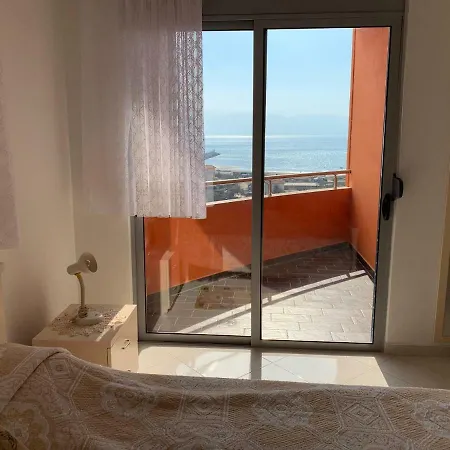 Lägenhet Apartamento Vacanze Valona *
